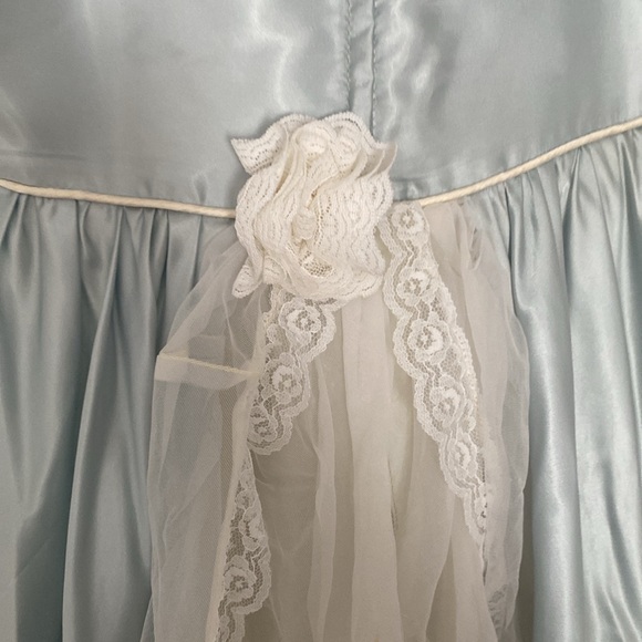 Vintage baby blue silk dress - Picture 8 of 15